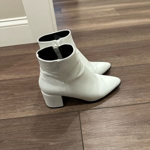 Madden Girl white bootie